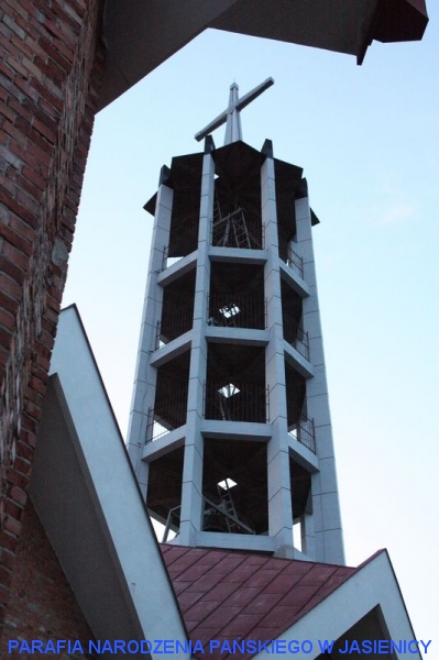 Wieża podczas renowacji